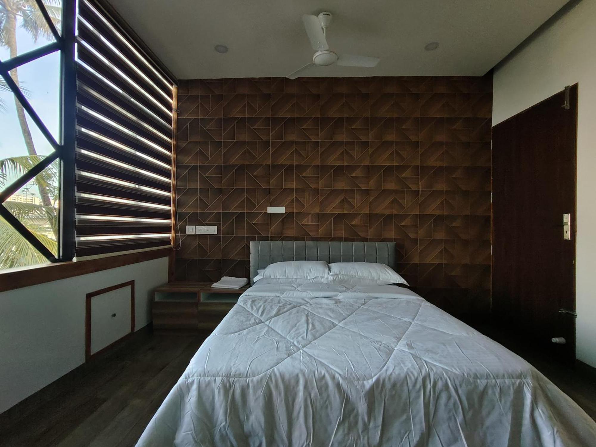 Marina Lounge Hotel Kochi Bagian luar foto